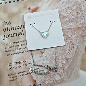 Kendra Scott silver Necklace